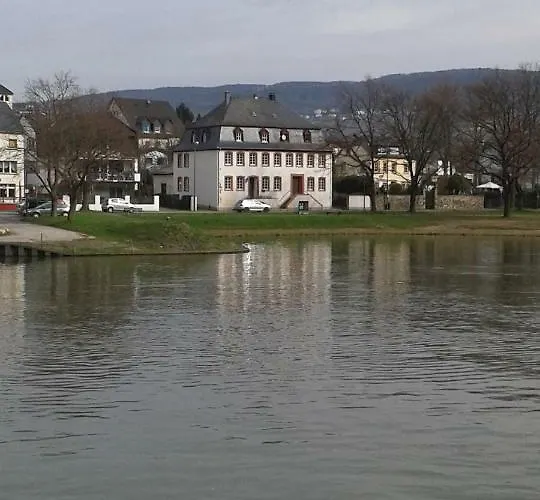 Roeschen * Bernkastel-Kues